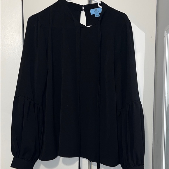 Elegant Black CeCe’s Women's Top Size Large - Picture 1 of 4